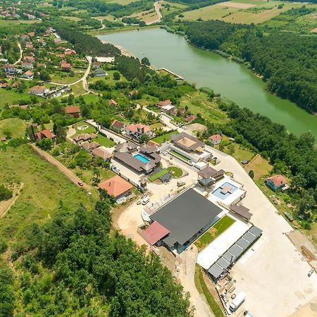 Woodland Resort Kragujevac Exterior photo