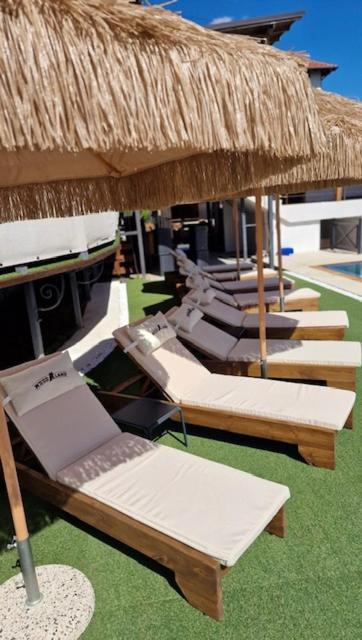 Woodland Resort Kragujevac Exterior photo